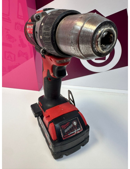 9-9-70703-3-Taladro Electrico Milwaukee M18blpd2