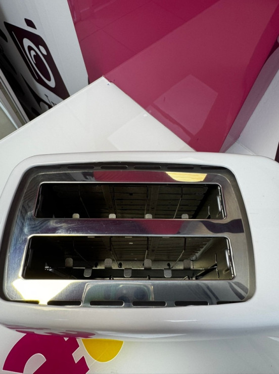 9-9-71911-3-Tostadora Elta 