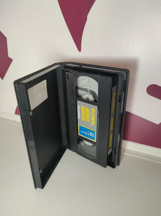 9-9-71392-2-Reproductor Video VHS Misterioso Asesinato En Manhatan