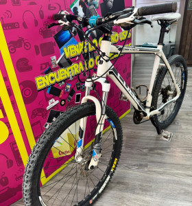 7-7-81096-1-Bicicleta Montana CUBE CMT ATTENTION