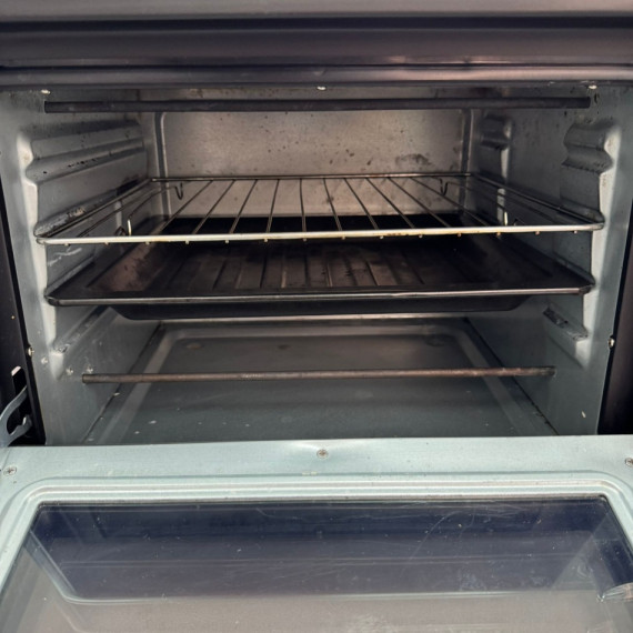 7-7-81077-2-Microondas Orbegozo Horno