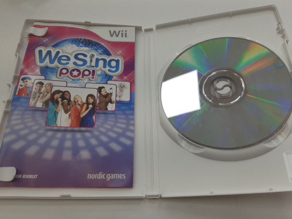 1-1-256285-3-Videojuego Wii We Sing Pop Wii Con Micros 