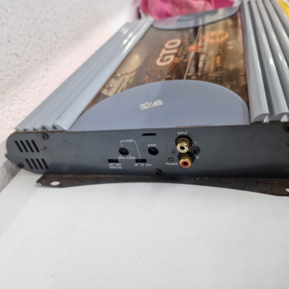 1-1-243239-3-Amplificador Jbl Gto 400W