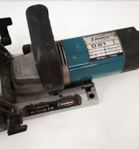 1-1-190304-1-FRESADORA ENSAMBLADORA GALLETADORA VIRUTEX AB111N