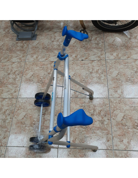 1-1-246429-2-Andador Forta Air