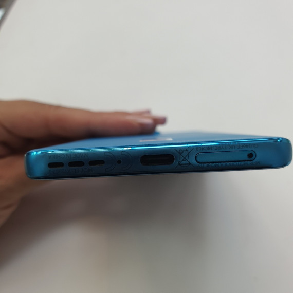 1-1-255450-3-Smartphone Motorola Edge 40 Neo 12 256Gb Azul