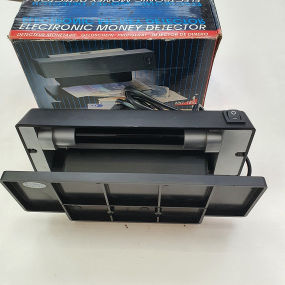 1-1-257307-2-Hogar Y Complementos Detector Billetes Luz UVA MD-188