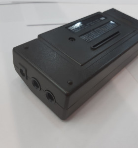 1-1-245072-1-Afinador Yamaha YT-2000  2