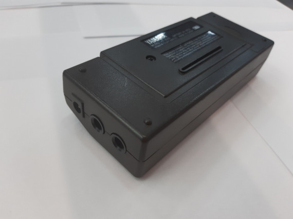 1-1-245072-2-Afinador Yamaha YT-2000 