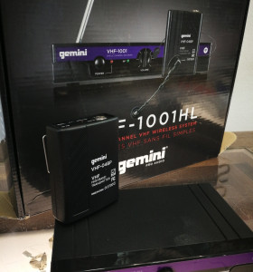 1-1-243989-2-Micrófono GEMINI VHF 1001HL 