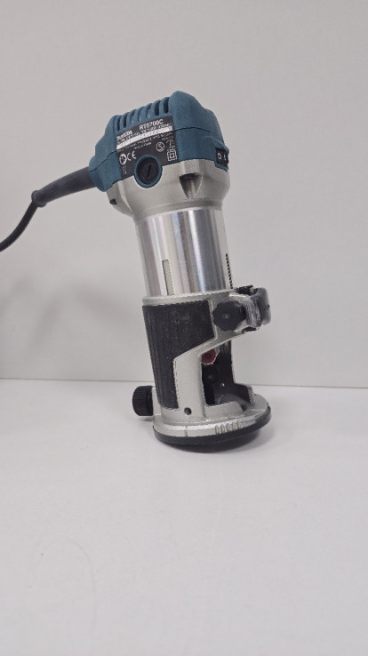 1-1-251795-2-Fresadora RT 0700C MAKITA