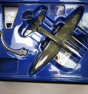 1-1-251661-1-Bebé y juguetes Corgi Junkers ju 88 Verde