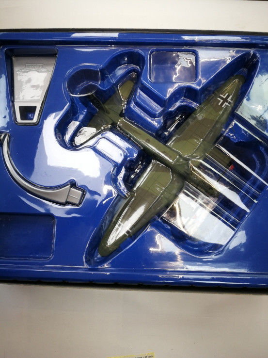 1-1-251661-1-Bebé y juguetes Corgi Junkers ju 88 Verde