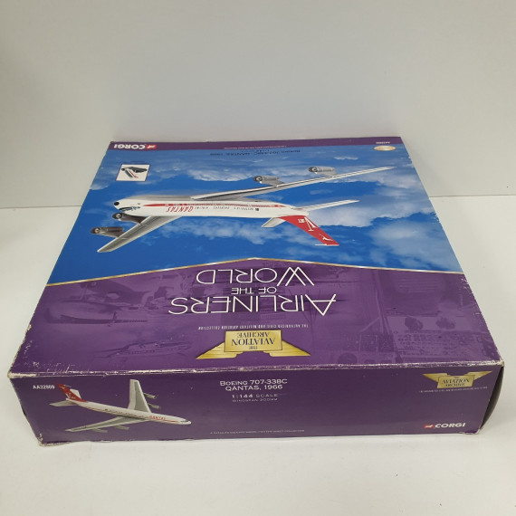 1-1-252002-4-the aviation archive boeing 707-338C AA32909