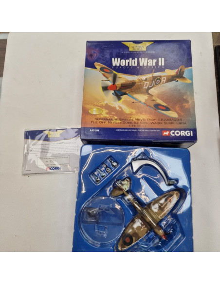 1-1-251658-2-Bebé y juguetes Corgi aa31904 SPITFIRE MKVB lIBYA 