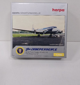 1-1-251627-1-Bebé y juguetes maqueta US Air Force Douglas DC-6 VC-118 The Independence 1 400