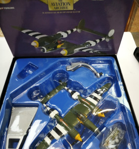 1-1-251660-1-Bebé y juguetes Corgi Aviation AA36602 Lockheed P-38J Lightning USAAF 20th FG, 77th FS, Eze Does 