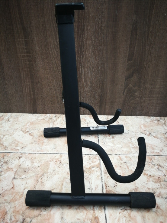 1-1-256749-4-Instrumento Cuerda Soporte Negro