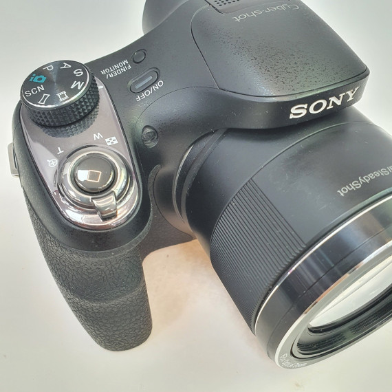 1-1-258905-5-Cámara Digital Bridge Sony Cyber Shot 20.1 Dsc-H400 Negra 