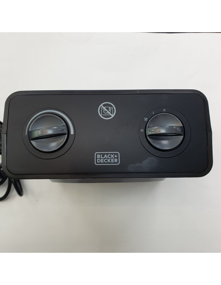 1-1-257440-4-Termoventilador Black Decker BXSH2003E