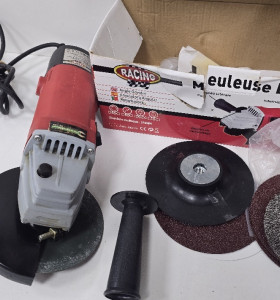 1-1-253673-1-Termoventilador Feel Warm Rojo Sytech Sy Cl51r 1500W 2