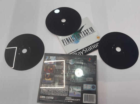 1-1-246232-2-Videojuego PS1 Final Fantasy VII uk