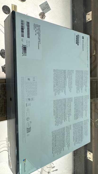 1-1-244921-3-Ordenador portátil MICROSOFT SURFACE LAPTOP 5 I5 8 256 precintado