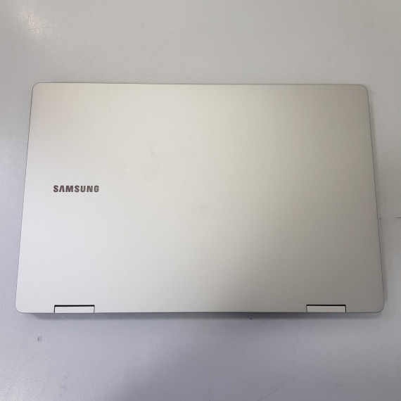 1-8-55317-4-Ordenador portátil Samsung NP730QED 8 256Gb Intelcorei5 Intel Iris Xe Graphics
