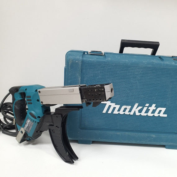 1-1-255977-1-Atornillador Makita 6843-240V - Atornilladora 