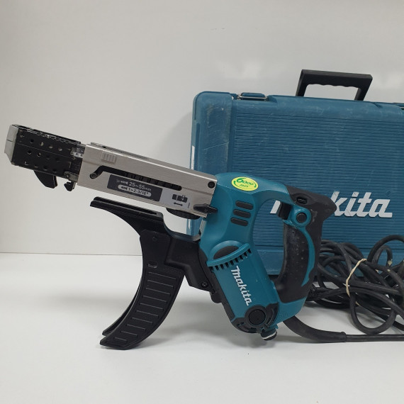 1-1-255977-3-Atornillador Makita 6843-240V - Atornilladora 