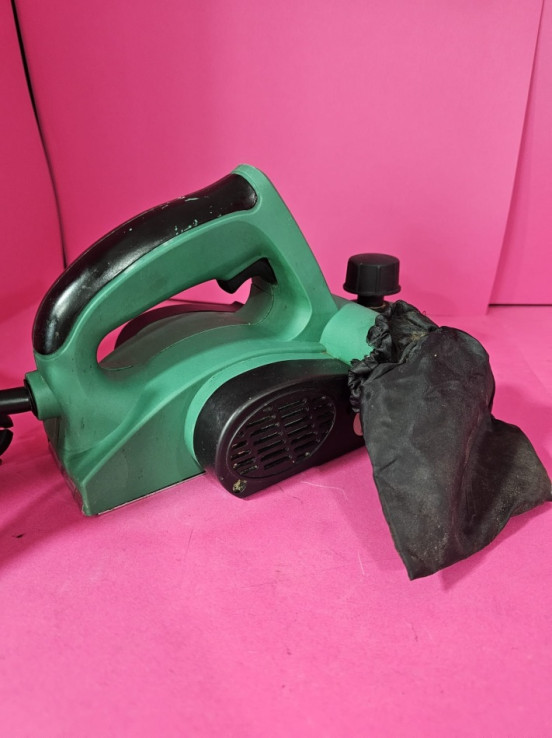 8-8-72816-3-Cepillo eléctrico Work Bull 600w WB s600