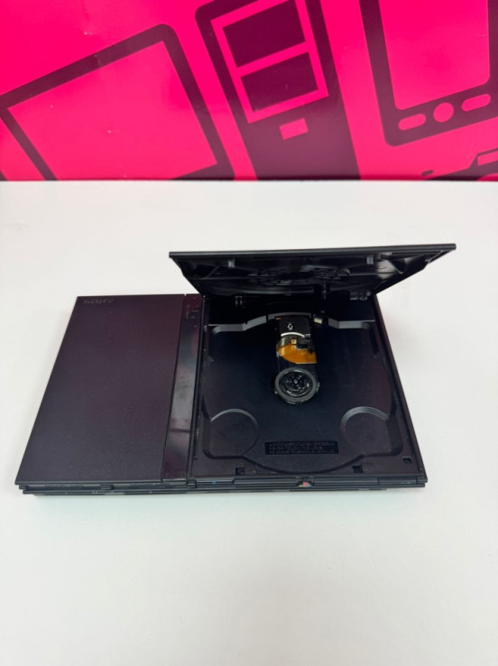 7-7-81220-2-Consola PS2 Slim