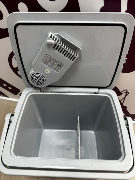 9-9-72879-2-Nevera Portatil coolbox 32L 