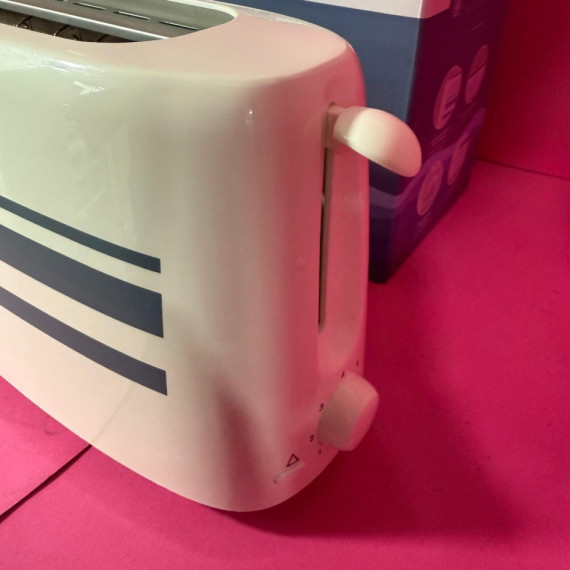 8-8-69714-2-Tostadora Bergner BG-51014-BL 700W