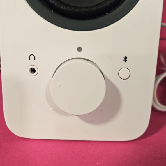 8-8-72942-4-Altavoces PC Logi 