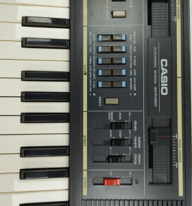 6-6-162865-1-Teclado Electrónico Casiotone Mt210 2