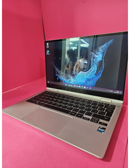 8-8-56544-6-Netbook Galaxy Book2 360 730QED-KB1 Windows11 Home, Intel Core I5 1235U 13.3FHD Touch Amoled, Vram