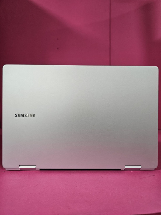 8-8-56544-10-Netbook Galaxy Book2 360 730QED-KB1 Windows11 Home, Intel Core I5 1235U 13.3FHD Touch Amoled, Vra