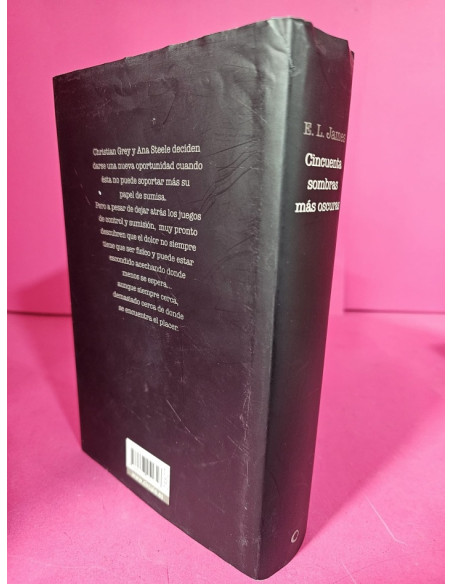 8-8-73106-2-Libro Cincuenta sombras mas oscuras