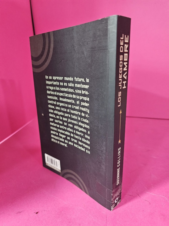 8-8-73123-2-Libro los juegos del hambre (suzanne collins)