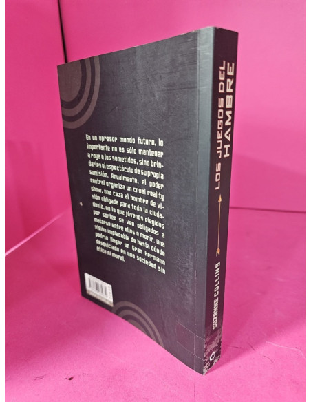 8-8-73123-2-Libro los juegos del hambre (suzanne collins)