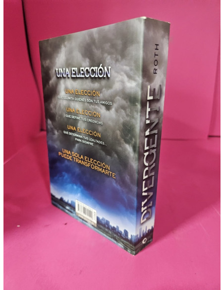 8-8-73117-2-Libro Divergente (Veronica Roth)