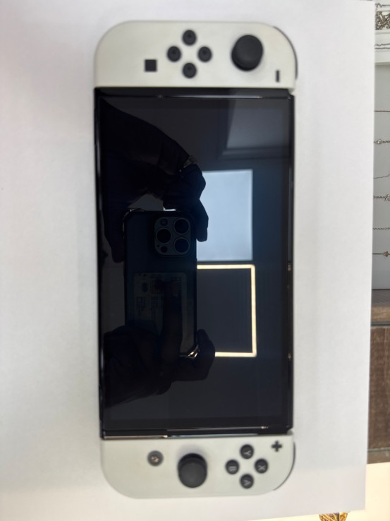 1-1-263715-2-Consola Nintendo Switch Oled Heg001 Blanca