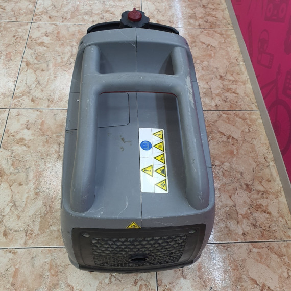 1-1-263925-3-Generador Electricidad Briggs Stratton P2000 