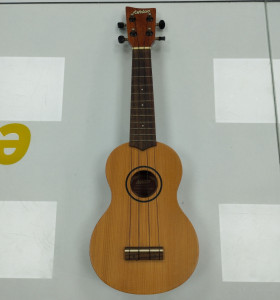 6-6-164311-1-Ukelele ASHTON UKE200SP SOPRANO