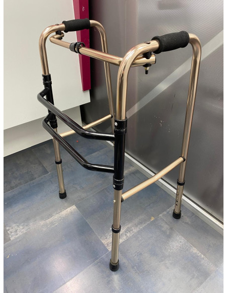 8-8-73337-2-Andador plegable y articulado