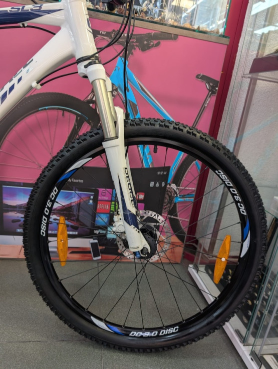 6-9-69002-4-Bicicleta Montana Canondale SL3 Talla XL 26 Blanca 