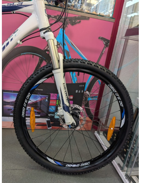 6-9-69002-4-Bicicleta Montana Canondale SL3 Talla XL 26 Blanca 