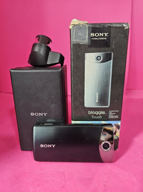 8-7-81796-3-Cámara digital compacta Sony Bloggie Touch 8gb