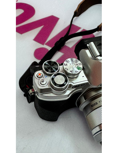 7-7-77027-13-Cámara digital EVIL Olympus OM D IV Objetivo Olympus 14-42mm